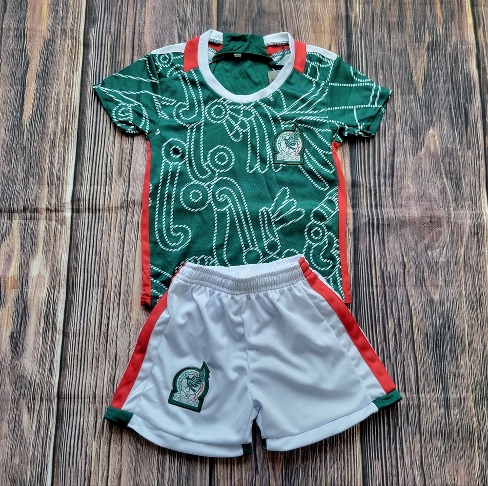 Mexico kid's soccer Jersey and shorts